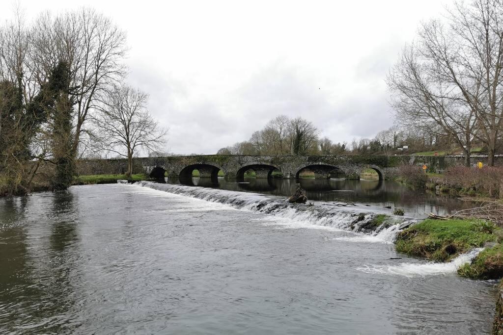 Tranquil unit close to Kells Kilkenny Esterno foto